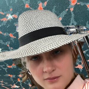 Meet your Posher, Luciana